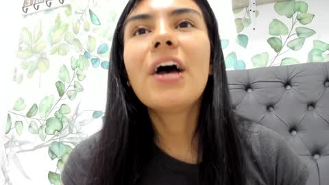Snapshot of atilana_diaz chatting on December 2024 06:57:01 PM Atilana Diaz online show from December 2024 06:57:01 PM
