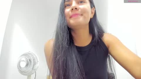 Atilana Diaz online show from May 2026 05:06:02 PM