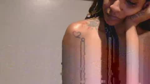 Snapshot of atirahcali chatting on September 2025 07:58:01 PM AtirahCali online show from September 2025 07:58:01 PM