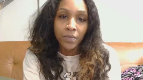 Snapshot of atirahcali chatting on September 2025 05:02:02 PM AtirahCali online show from September 2025 05:02:02 PM