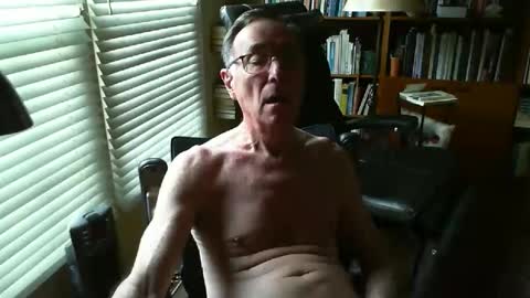 Atlhung9 online show from May 2026 05:39:01 PM