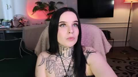 online every day between 10am-23pm online show from April 2026 07:55:01 AM