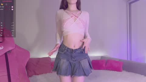 Snapshot of atomsyvuu chatting on April 2026 06:38:01 PM Tilda or Tilly online show from April 2026 06:38:01 PM