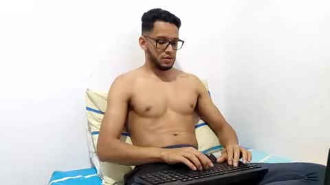 Snapshot of atorres21 chatting on February 2025 02:42:02 AM Torres online show from February 2025 02:42:02 AM