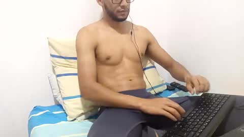 Snapshot of atorres21 chatting on February 2025 05:39:02 PM Torres online show from February 2025 05:39:02 PM