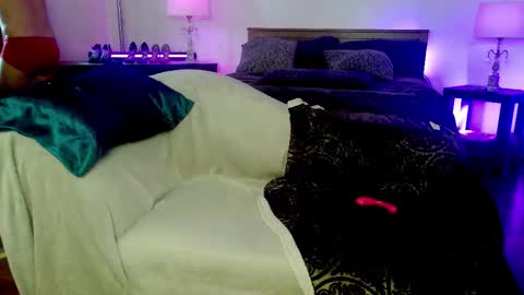 Snapshot of aubreeskinkyplayroom chatting on November 2025 03:45:02 PM Aubree Shae online show from November 2025 03:45:02 PM