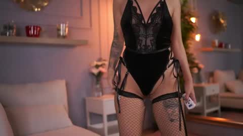 AubreyNoir online show from April 2026 09:23:01 AM