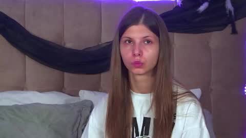 Audrey online show from November 2025 06:21:01 PM