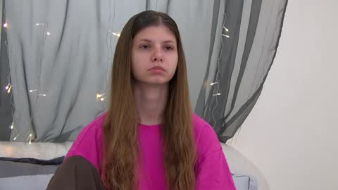 Audrey online show from November 2025 06:23:01 AM