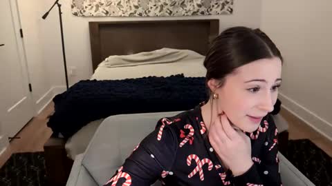 Miss Audrey online show from December 2024 08:50:01 PM