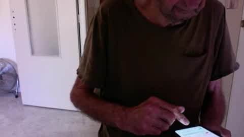 Snapshot of auguste688483 chatting on May 2026 08:20:01 AM auguste688483 online show from May 2026 08:20:01 AM
