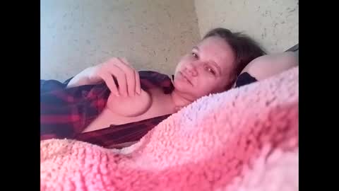 Augustina Crys online show from March 2026 10:22:01 AM