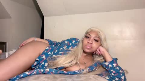Snapshot of aunyxxx chatting on February 2025 05:58:01 AM aunyxxx online show from February 2025 05:58:01 AM