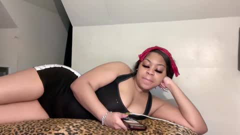 Snapshot of aunyxxx chatting on March 2025 04:46:01 AM aunyxxx online show from March 2025 04:46:01 AM