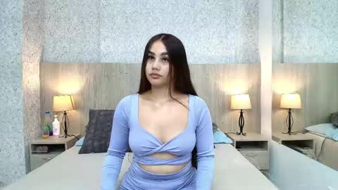 Aura online show from April 2026 07:26:01 PM