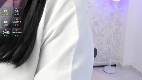 Snapshot of aura_sanders1 chatting on March 2026 03:37:02 PM Aura sanders online show from March 2026 03:37:02 PM