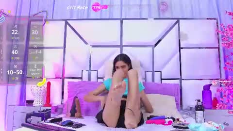 Aura online show from June 2026 07:01:02 PM