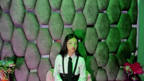 aurora online show from December 2025 04:02:02 PM