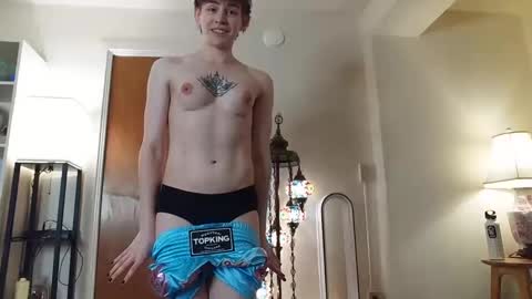 Aurora online show from March 2025 04:47:02 AM