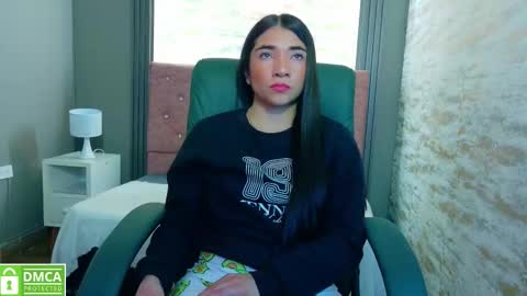 Aurora online show from September 2025 03:30:02 AM