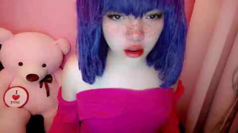 cute online show from April 2026 12:32:01 AM