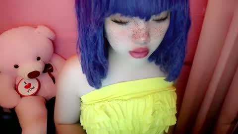 cute online show from May 2026 12:27:02 AM