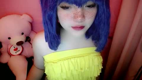 cute online show from May 2026 12:33:02 PM