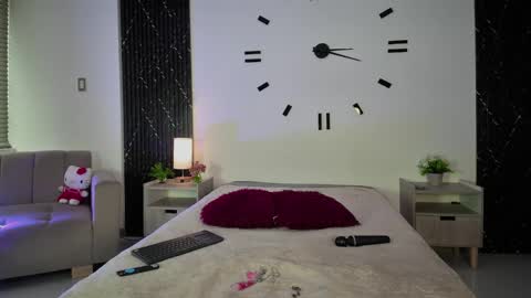 Aurora  online show from June 2026 01:27:01 PM