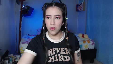 Snapshot of aurora_shy_ chatting on November 2025 03:06:01 AM Aurora online show from November 2025 03:06:01 AM