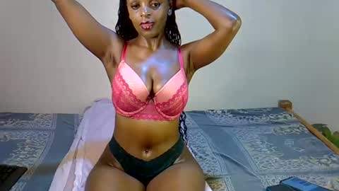 Snapshot of aurora_starr chatting on June 2026 11:47:02 PM Starr online show from June 2026 11:47:02 PM