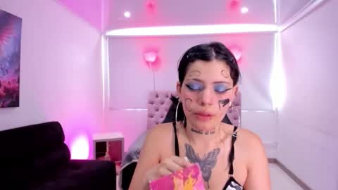 Aurora Diaz online show from September 2025 07:39:02 PM