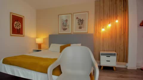 Aurora online show from February 2025 11:15:02 PM