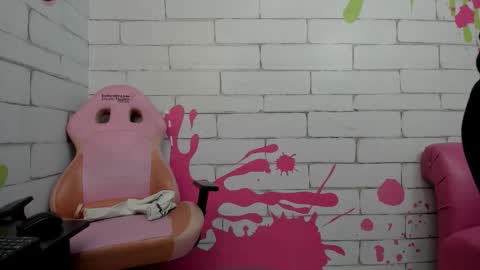 Snapshot of auroragracce chatting on March 2026 02:38:02 AM AuroraGracce online show from March 2026 02:38:02 AM