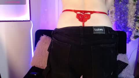 aurorahans online show from July 2026 02:29:02 AM