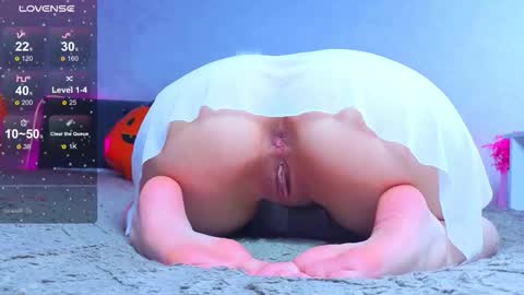 Snapshot of auroralovejoy chatting on November 2025 01:18:02 AM Aurora online show from November 2025 01:18:02 AM