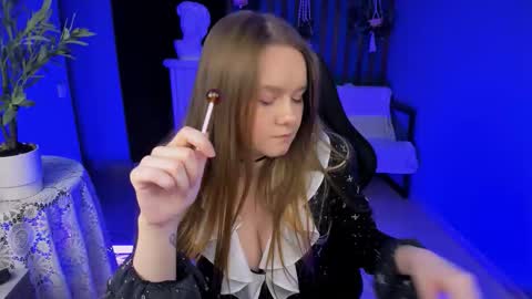 Aurora online show from March 2026 06:13:01 PM