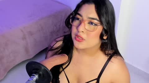 Snapshot of aurorasexy_01 chatting on February 2025 05:41:01 AM Aurora IG Aurorasexy0 online show from February 2025 05:41:01 AM