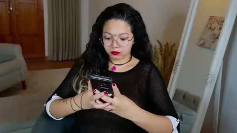 Aurora online show from September 2025 08:08:02 PM