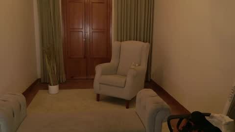 Snapshot of aurorasiera chatting on March 2026 08:07:01 AM Aurora online show from March 2026 08:07:01 AM