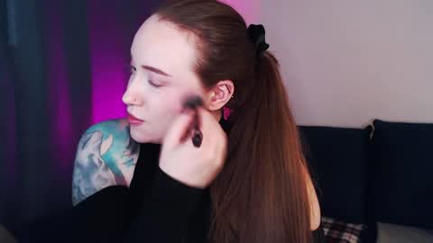 Snapshot of auroraunique chatting on March 2026 05:52:01 AM Aurora online show from March 2026 05:52:01 AM