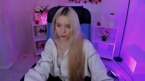 Snapshot of aurorawrenfield chatting on September 2025 05:32:01 AM aurorawrenfield online show from September 2025 05:32:01 AM