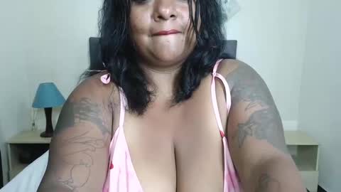 Snapshot of auroraxbbw chatting on September 2025 02:57:01 AM Aurora online show from September 2025 02:57:01 AM