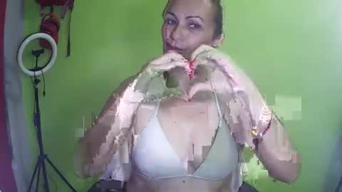 Snapshot of aurori997239 chatting on November 2025 10:01:01 PM aurori997239 online show from November 2025 10:01:01 PM