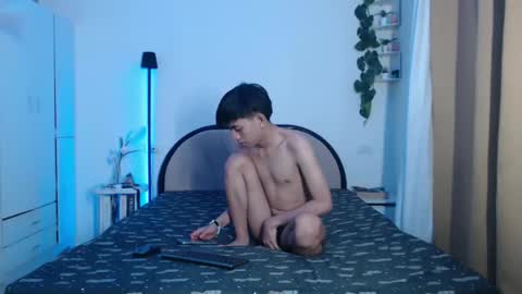 Snapshot of aus_thin02 chatting on February 2026 07:32:01 PM Austin online show from February 2026 07:32:01 PM