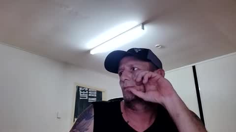 Snapshot of aussie9inchforall chatting on September 2025 01:49:02 AM Aussierockstar online show from September 2025 01:49:02 AM