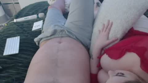aussiecouple101798558 online show from June 2026 09:53:02 PM