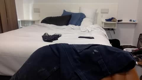 Snapshot of aussieguy59660 chatting on February 2026 09:48:02 PM aussieguy59660 online show from February 2026 09:48:02 PM