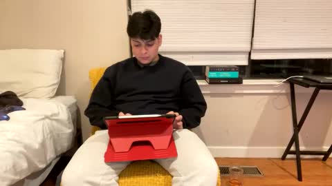 Snapshot of aussiepurple chatting on March 2025 04:38:02 AM HarrisonGeorge online show from March 2025 04:38:02 AM