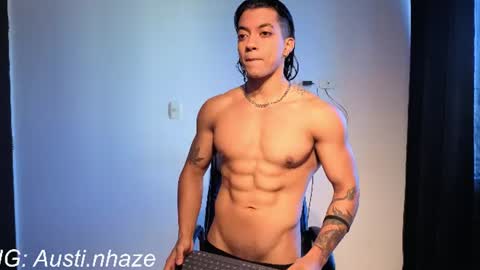 Snapshot of austiin_haze chatting on July 2026 11:38:02 AM Austin online show from July 2026 11:38:02 AM