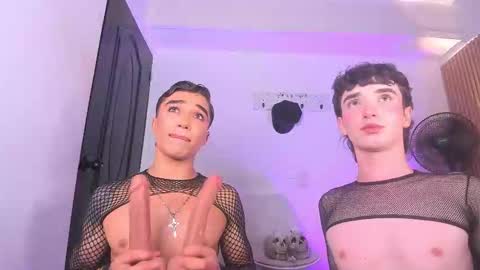 Snapshot of austin_rouse chatting on October 2025 08:21:02 PM austin_rouse online show from October 2025 08:21:02 PM